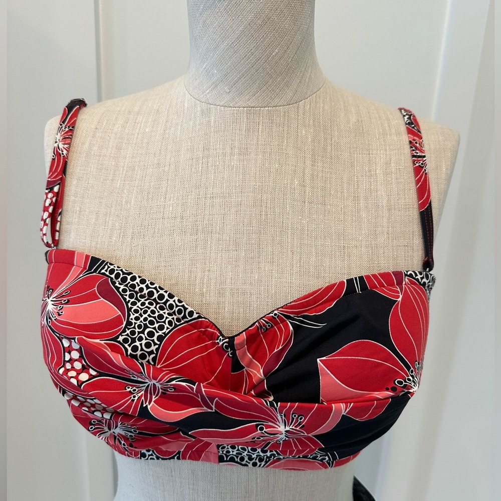 Floral Red and Black Bikini Top